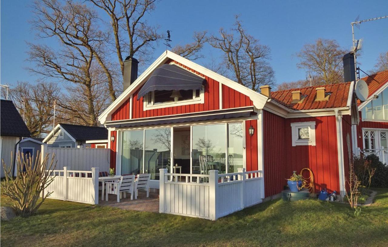 Awesome Home In Soelvesborg With House Sea View Exteriör bild